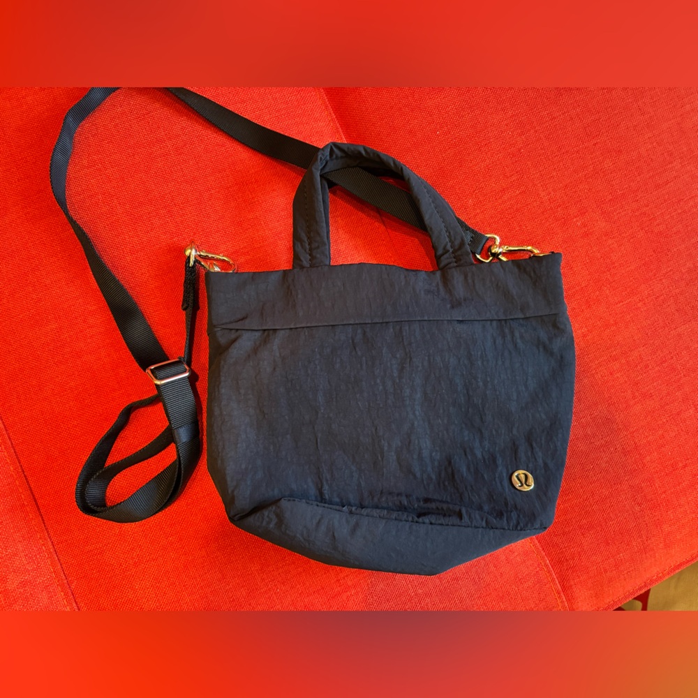 Lulumemom On My Level Small Tote